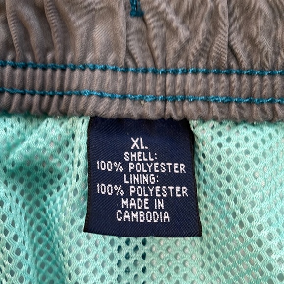 Roundtree & Yorke Size XL Men Swim Trunks - Picture 7 of 12